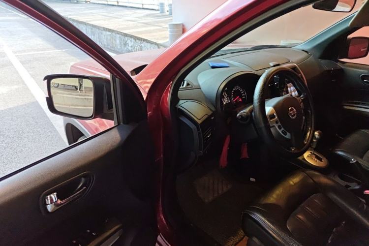 Used Nissan X-Trail 2012 2.5L CVT Ultimate Edition 4WD Driver Seat