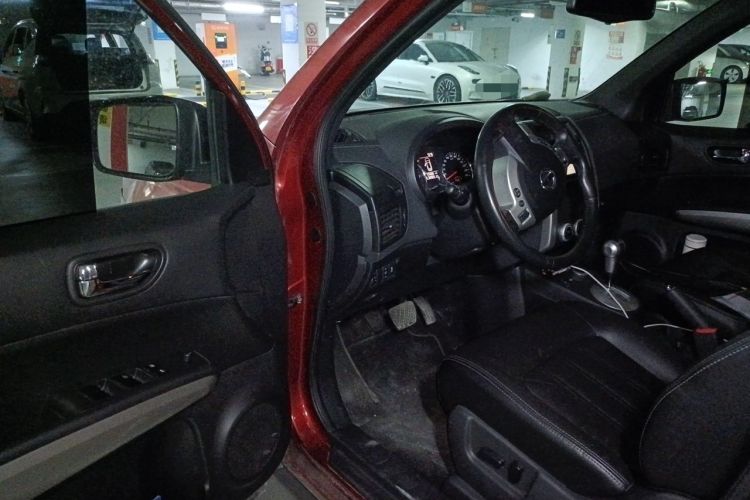 Used Nissan X-Trail 2012 2.5L CVT Luxury Edition 4WD Driver Seat