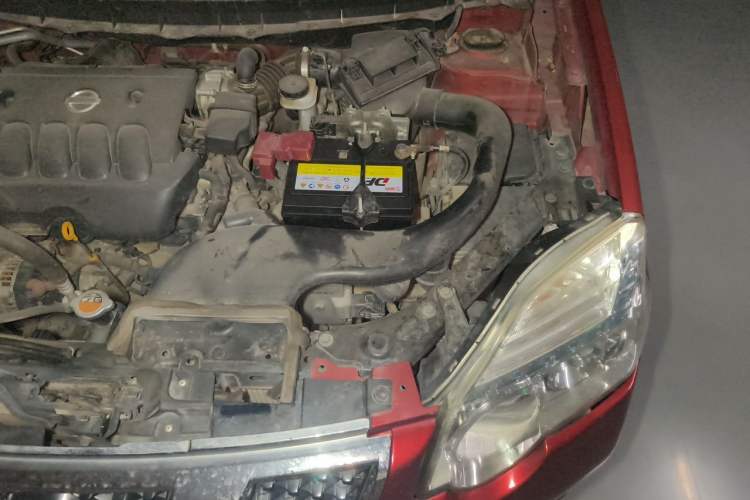 Used Nissan X-Trail 2012 2.0L CVT Comfort Edition 4WD Engine Bay Left