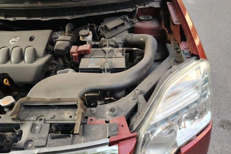 Used Nissan X-Trail 2012 2.0L CVT Comfort Edition 4WD Engine Bay Left