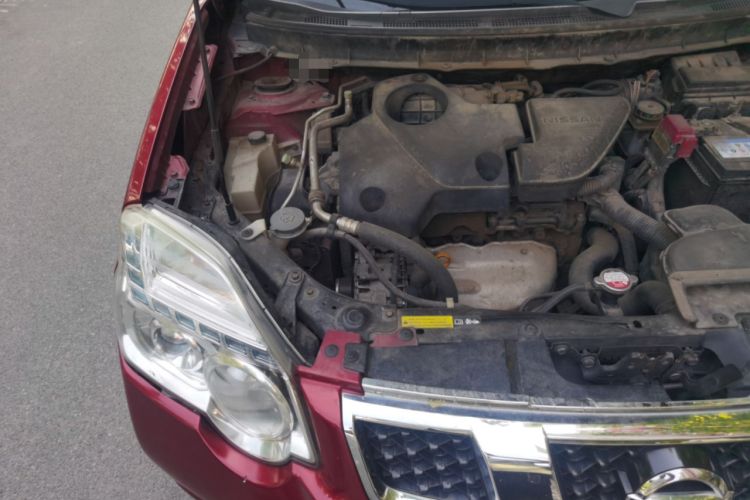 Used Nissan X-Trail 2012 2.5L CVT Luxury Edition 4WD Engine Bay Right