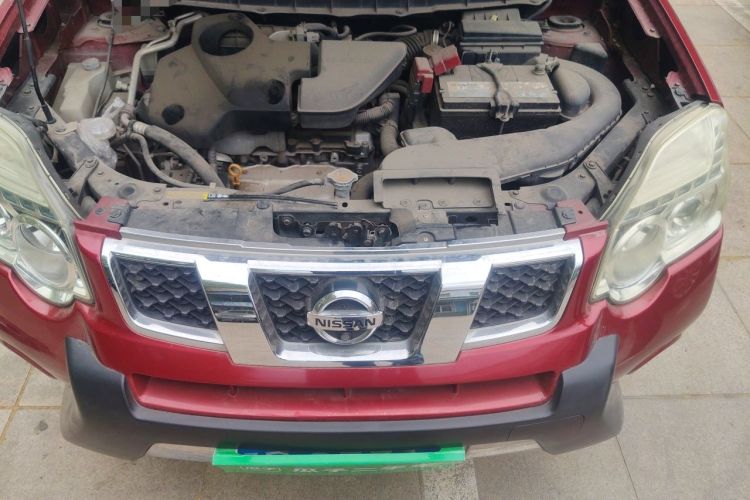 Used Nissan X-Trail 2012 2.5L CVT Luxury Edition 4WD Engine Bay