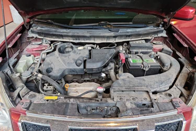Used Nissan X-Trail 2012 2.5L CVT Ultimate Edition 4WD Engine Bay