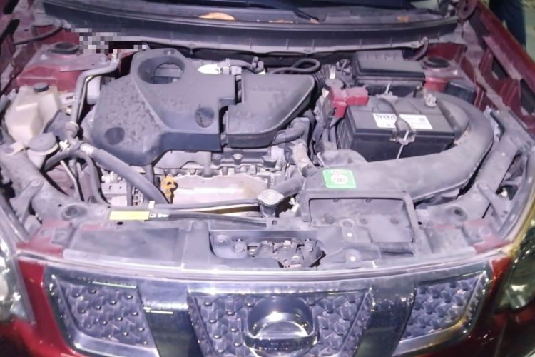 Used Nissan X-Trail 2012 2.5L CVT Luxury Edition 4WD Engine Bay