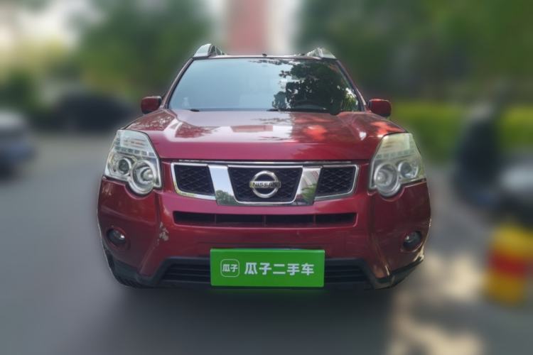 Used Nissan X-Trail 2012 2.5L CVT Luxury Edition 4WD Front