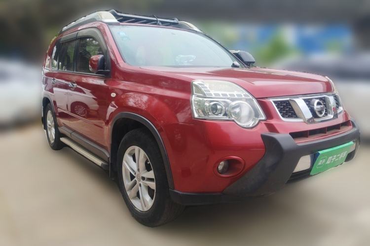 Used Nissan X-Trail 2012 2.5L CVT Luxury Edition 4WD Front Right 45 Deg