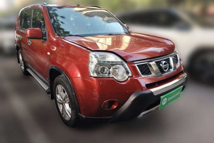 Used Nissan X-Trail 2012 2.0L CVT Comfort Edition 4WD Front Right 45 Deg