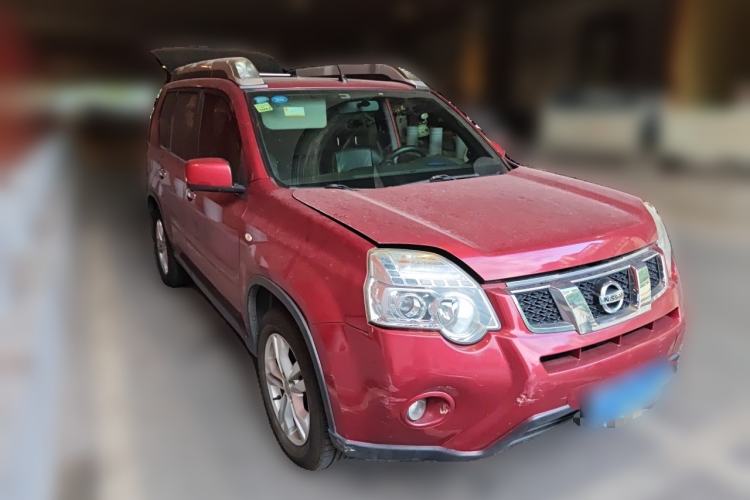 Used Nissan X-Trail 2012 2.5L CVT Ultimate Edition 4WD Front Right 45 Deg