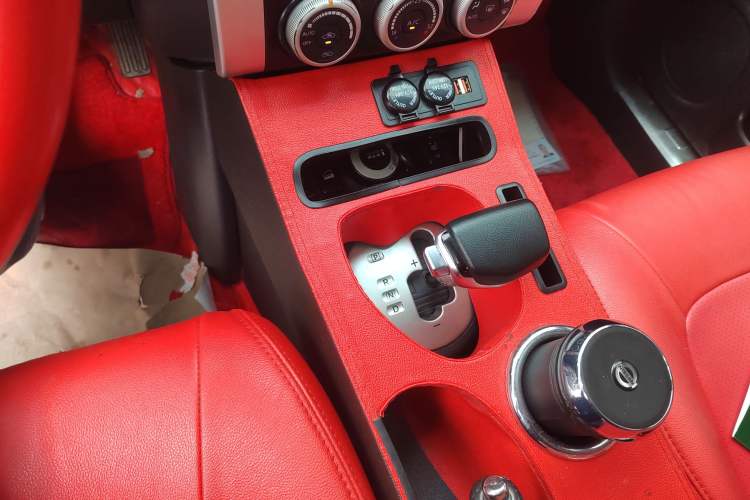 Used Nissan X-Trail 2012 2.5L CVT Luxury Edition 4WD Gear Lever