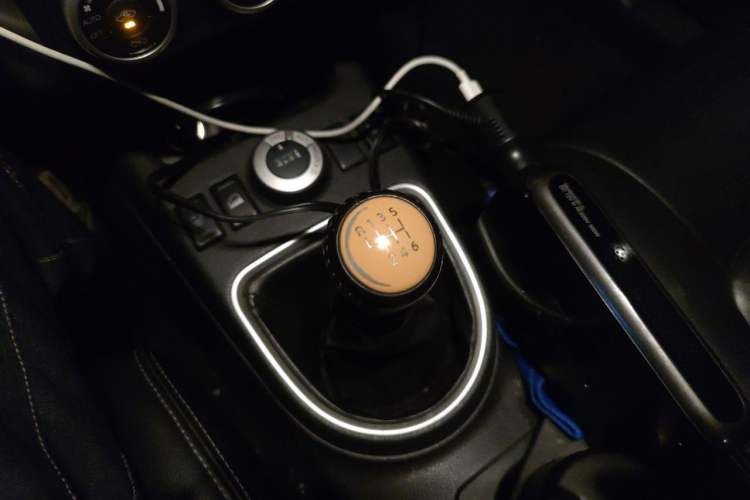 Used Nissan X-Trail 2012 2.5L Manual Luxury Edition 4WD Gear Lever