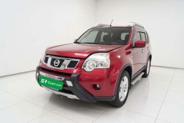 Nissan X-Trail 2012 2.5L CVT Luxury Edition 4WD с пробегом