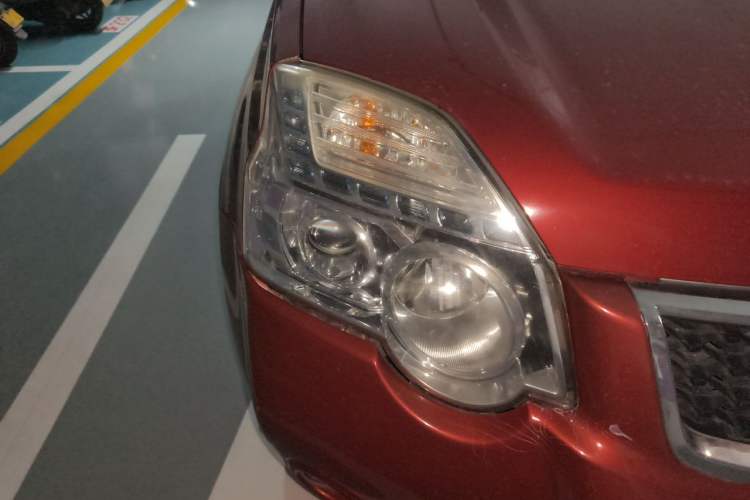 Used Nissan X-Trail 2012 2.0L CVT Comfort Edition 4WD Right Front Headlight