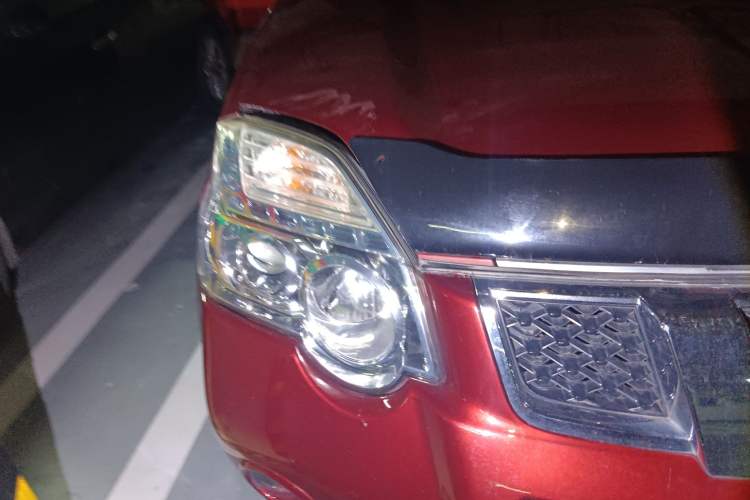 Used Nissan X-Trail 2012 2.5L CVT Luxury Edition 4WD Right Front Headlight