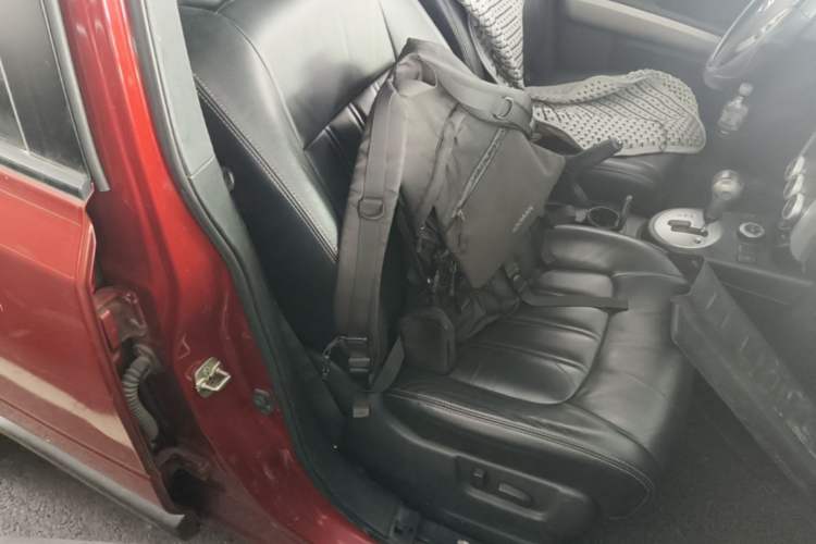 Used Nissan X-Trail 2012 2.5L CVT Luxury Edition 4WD Right Front Seat