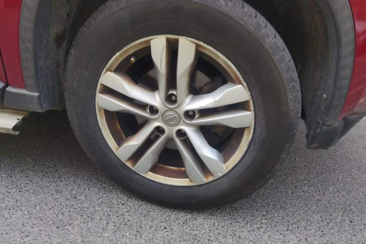 Used Nissan X-Trail 2012 2.5L CVT Luxury Edition 4WD Right Front Wheel Hub