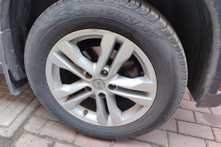 Used Nissan X-Trail 2012 2.5L CVT Ultimate Edition 4WD Right Front Wheel Hub