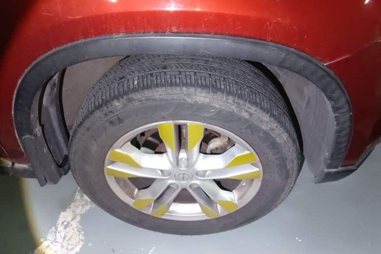 Used Nissan X-Trail 2012 2.5L CVT Luxury Edition 4WD Right Front Wheel Hub