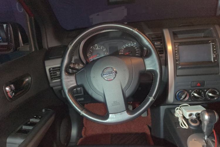 Used Nissan X-Trail 2012 2.0L CVT Comfort Edition 4WD Steering Wheel