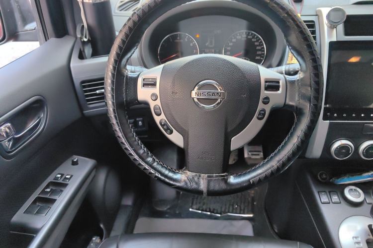 Used Nissan X-Trail 2012 2.5L CVT Ultimate Edition 4WD Steering Wheel