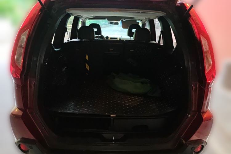 Used Nissan X-Trail 2012 2.5L CVT Ultimate Edition 4WD Trunk
