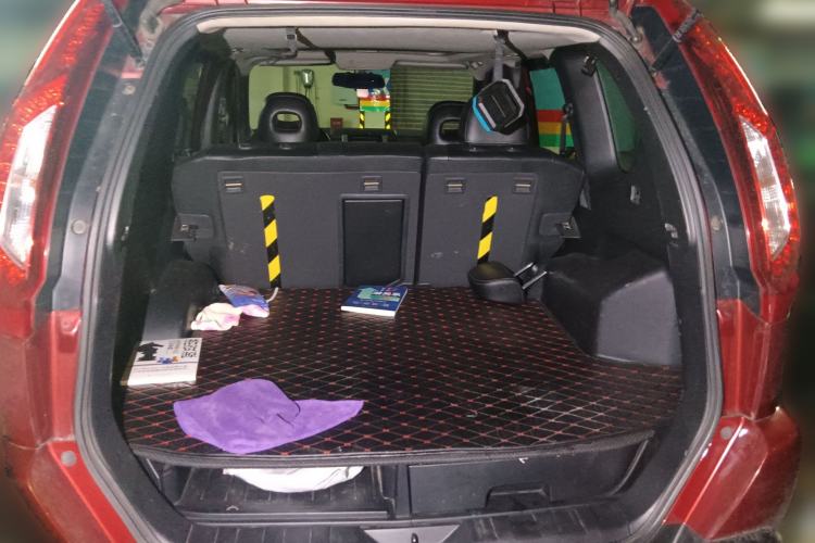 Used Nissan X-Trail 2012 2.5L CVT Luxury Edition 4WD Trunk