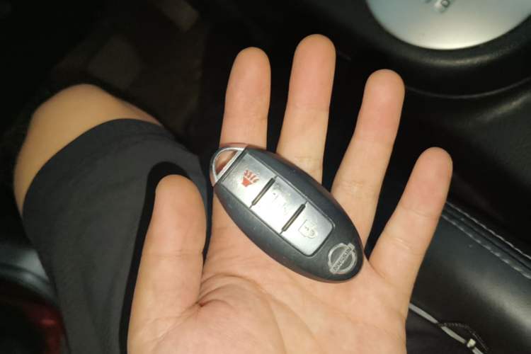 Used Nissan X-Trail 2012 2.5L CVT Luxury Edition 4WD Vehicle Key