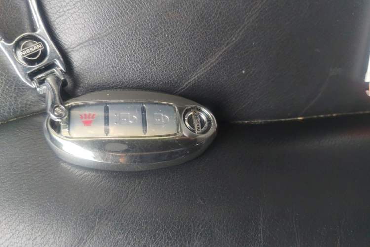 Used Nissan X-Trail 2012 2.5L CVT Luxury Edition 4WD Vehicle Key
