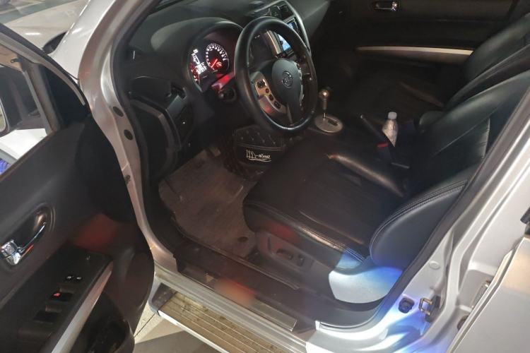 Used Nissan X-Trail 2012 2.5L CVT Luxury Edition 4WD Driver Seat