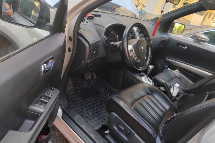 Used Nissan X-Trail 2012 2.5L CVT Luxury Edition 4WD Driver Seat