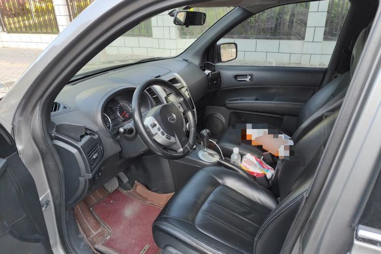 Used Nissan X-Trail 2012 2.5L CVT Luxury Edition 4WD Driver Seat