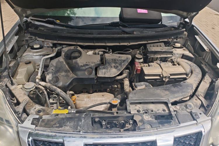 Used Nissan X-Trail 2012 2.5L CVT Luxury Edition 4WD Engine Bay