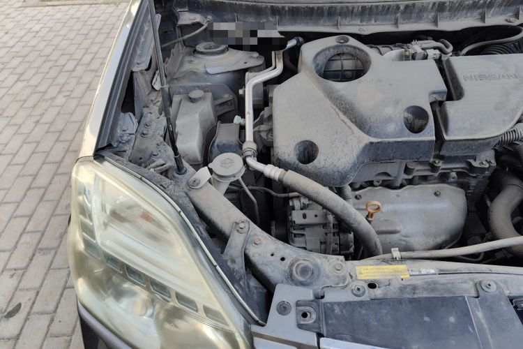 Used Nissan X-Trail 2012 2.5L CVT Luxury Edition 4WD Engine Bay Right