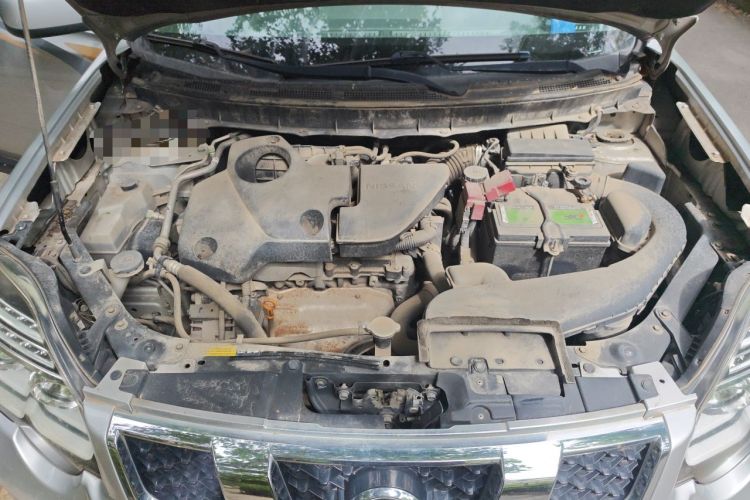 Used Nissan X-Trail 2012 2.5L CVT Luxury Edition 4WD Engine Bay
