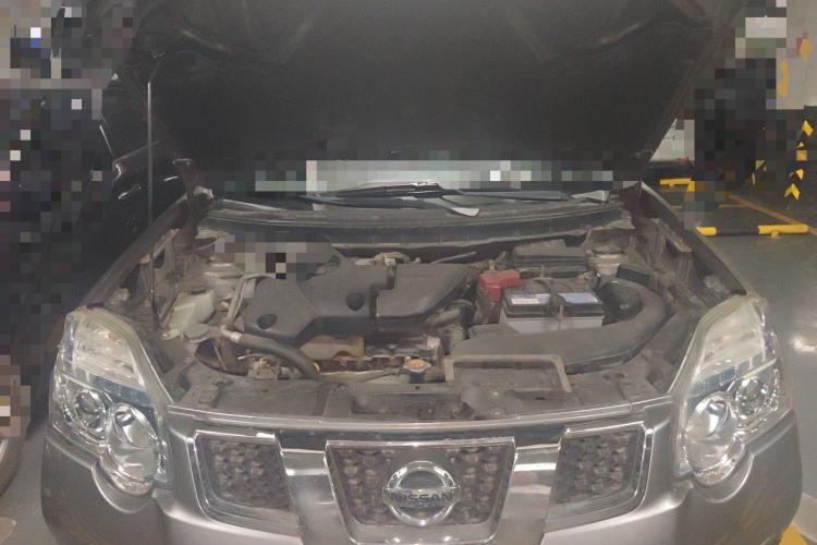 Used Nissan X-Trail 2012 2.5L CVT Luxury Edition 4WD Engine Bay