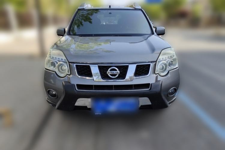 Used Nissan X-Trail 2012 2.5L CVT Luxury Edition 4WD Front