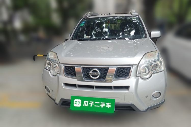Used Nissan X-Trail 2012 2.5L CVT Luxury Edition 4WD Front