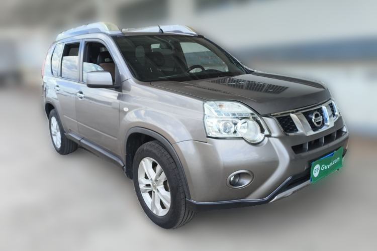 Used Nissan X-Trail 2012 2.5L CVT Luxury Edition 4WD Front Right 45 Deg