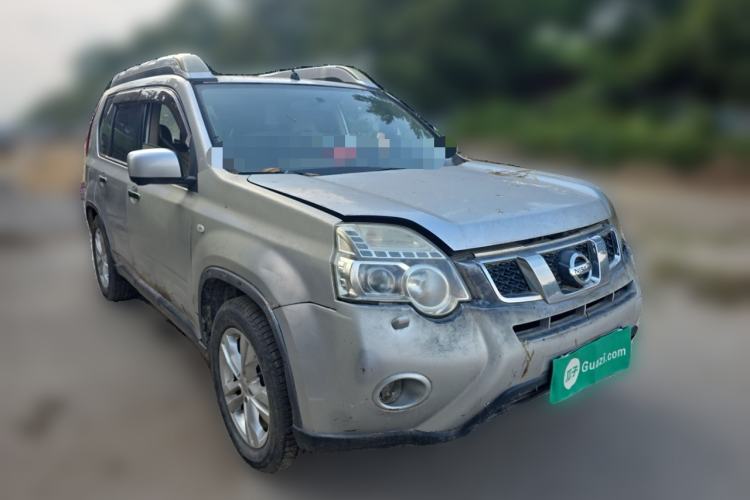 Used Nissan X-Trail 2012 2.5L CVT Luxury Edition 4WD Front Right 45 Deg