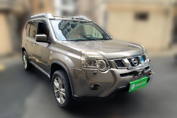 Used Nissan X-Trail 2012 2.5L CVT Flagship Edition 4WD Front Right 45 Deg