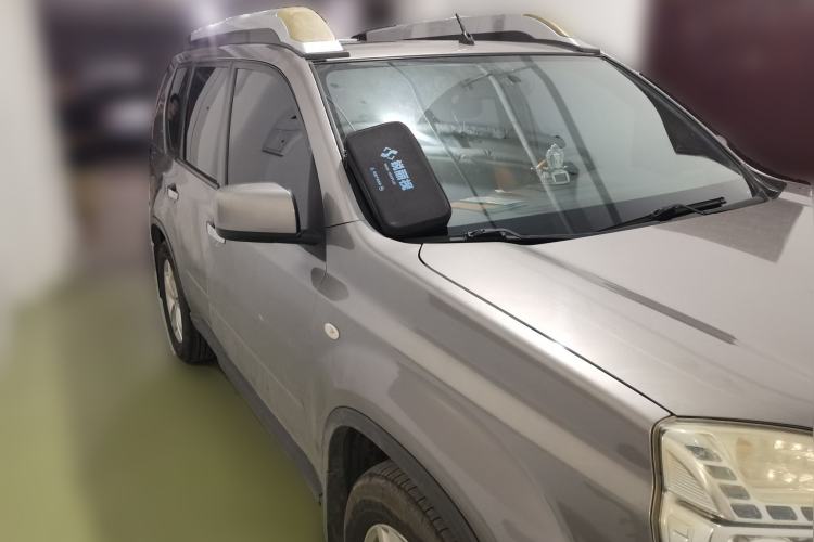 Used Nissan X-Trail 2012 2.5L CVT Luxury Edition 4WD Front Right 45 Deg