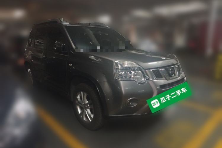 Used Nissan X-Trail 2012 2.5L CVT Luxury Edition 4WD Front Right 45 Deg
