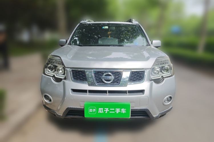 Used Nissan X-Trail 2012 2.5L CVT Luxury Edition 4WD Front