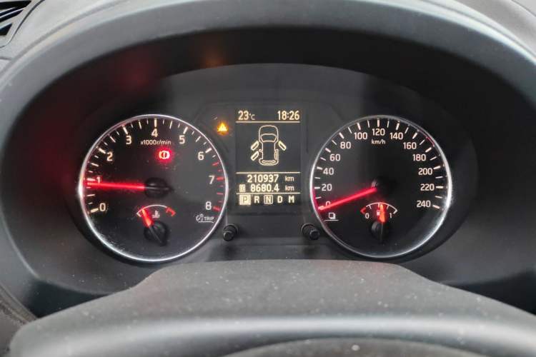 Used Nissan X-Trail 2012 2.5L CVT Luxury Edition 4WD Instrument Cluster