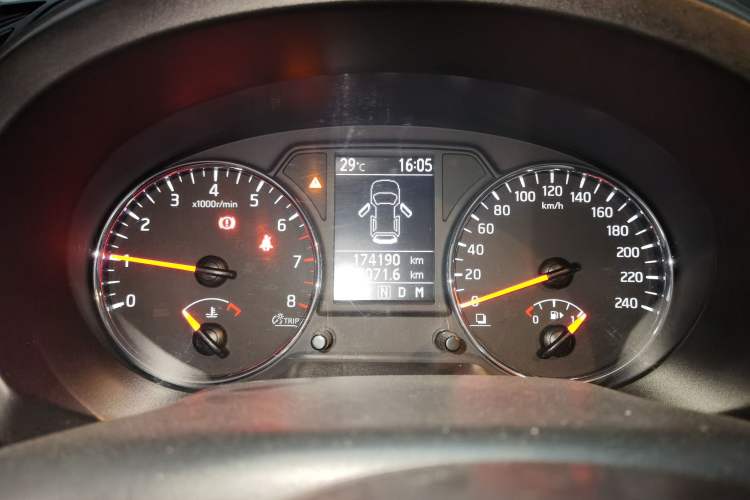 Used Nissan X-Trail 2012 2.5L CVT Luxury Edition 4WD Instrument Cluster