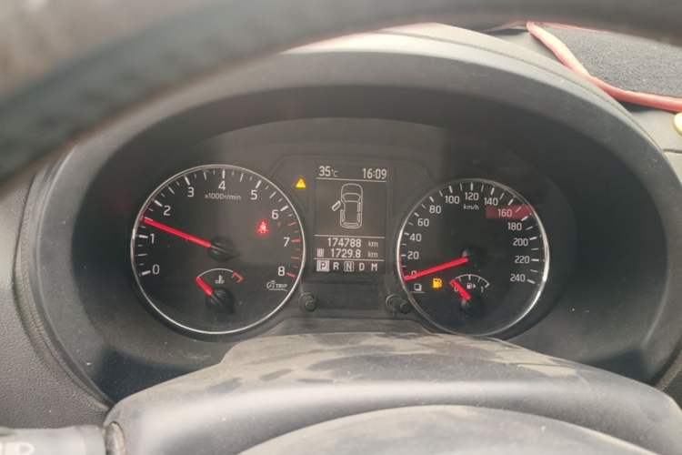 Used Nissan X-Trail 2012 2.0L CVT Comfort Edition 4WD Instrument Cluster