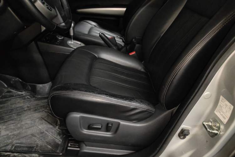 Used Nissan X-Trail 2012 2.5L CVT Luxury Edition 4WD Left Front Seat