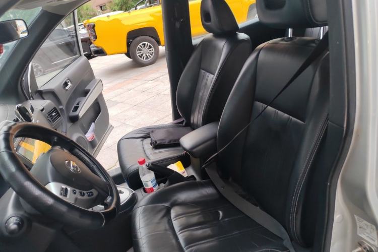 Used Nissan X-Trail 2012 2.5L CVT Luxury Edition 4WD Left Front Seat
