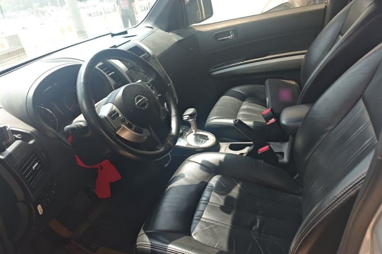 Used Nissan X-Trail 2012 2.5L CVT Luxury Edition 4WD Left Front Seat