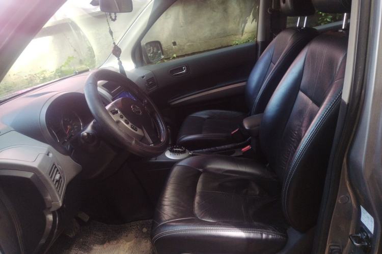Used Nissan X-Trail 2012 2.5L CVT Luxury Edition 4WD Left Front Seat
