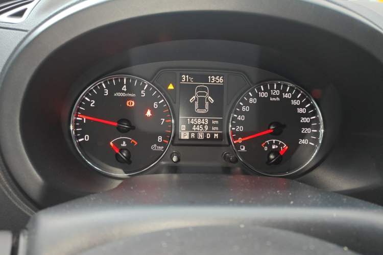 Used Nissan X-Trail 2012 2.5L CVT Luxury Edition 4WD Odometer Close Up